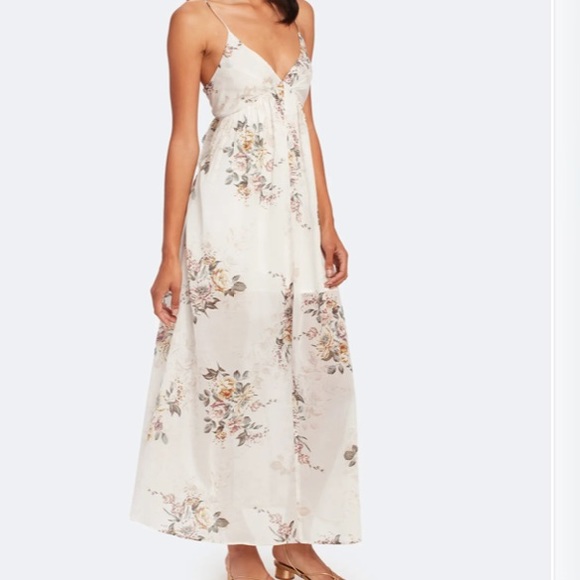 Alice Seville Maxi Dress
Auguste The Label - Picture 3 of 9